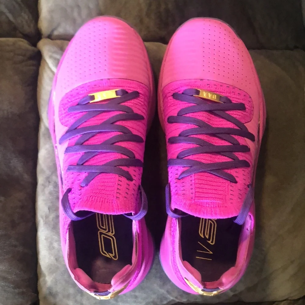 Under Armour Mens Curry 4 Low PE Purple Gold Unreleased Sample